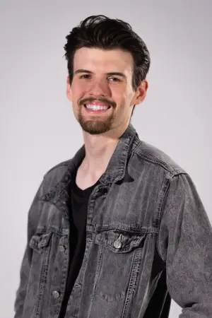 Фото  (Sean Walker) #352351