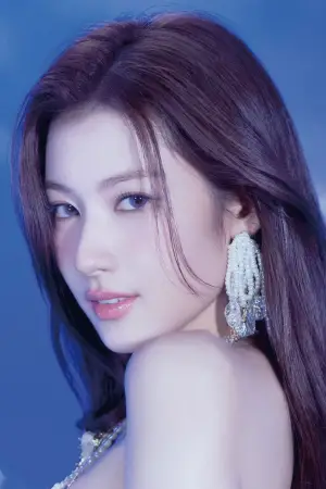 Фото Сана Минатозаки (SANA) #339320