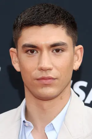 Фото Арчи Рено #18044