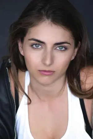 Фото Эмилия Хартфорд #4444