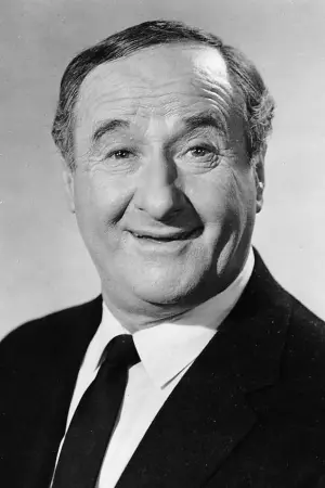 Фото Джордж Тобиас #100892