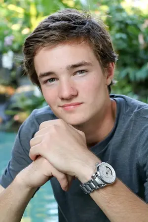 Фото Си Джей Адамс (CJ Adams) #31884