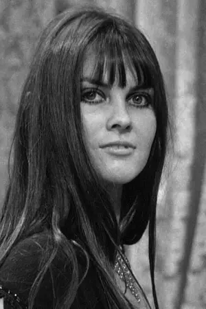 Фото Кэролайн Манро (Caroline Munro) #83610