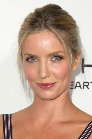 Фото Аннабель Уоллис (Annabelle Wallis) #31675