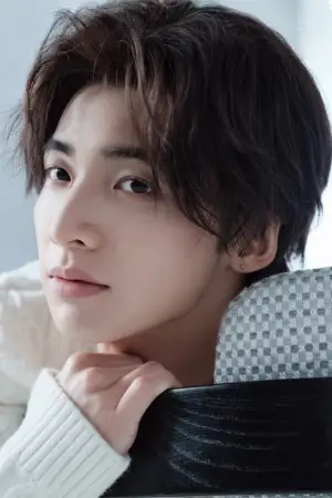 Фото  (Ponlawit Ketprapakorn) #375542