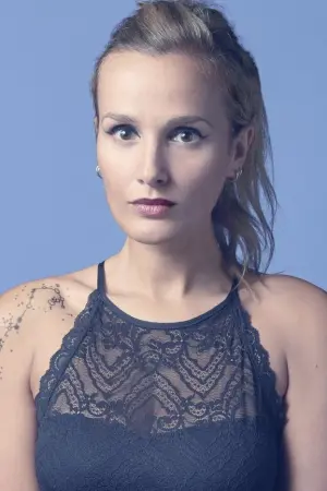 Фото Джулия Дюкурно #73167