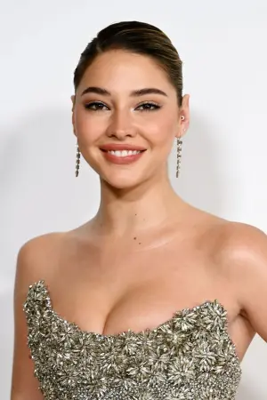 Фото Мэделин Клайн (Madelyn Cline) #12959