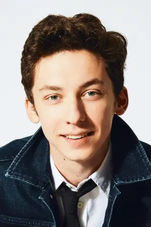 Фото Эндрю Барт Фельдман (Andrew Barth Feldman) #70107