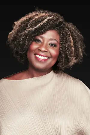 Фото Дженнифер Холнесс #372363