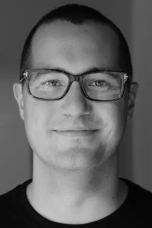 Фото Харрисон Рейнольдс #12009