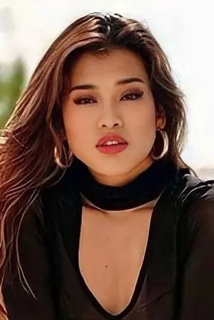 Фото Ария Бенч #69063