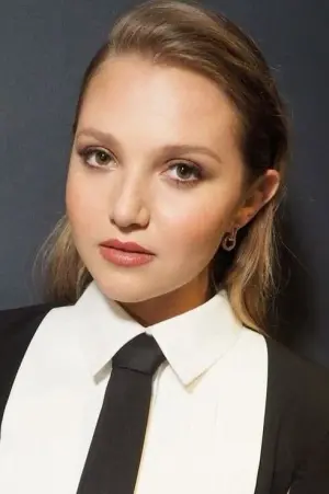 Фото Миа МакКенна-Брюс (Mia McKenna-Bruce) #67524