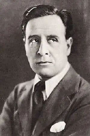 Фото  (Conway Tearle) #323792