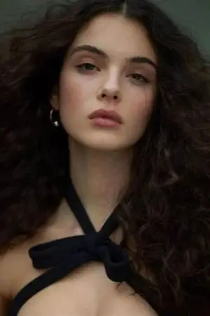 Фото  (Deva Cassel) #347773