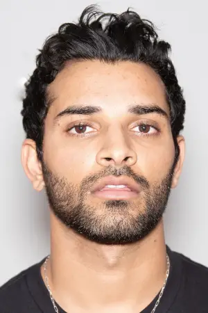 Фото  (Karam Gill) #375337