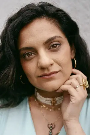 Фото  (Nida Manzoor) #328969