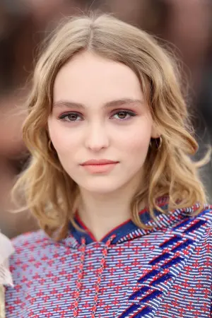 Фото Лили-Роуз Депп (Lily-Rose Depp) #89573