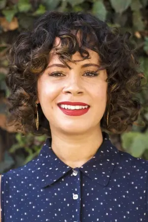 Фото Чарис Кастро Смит #12225