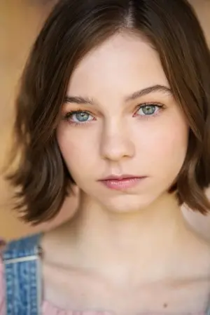 Фото Эмма Майерс (Emma Myers) #28647