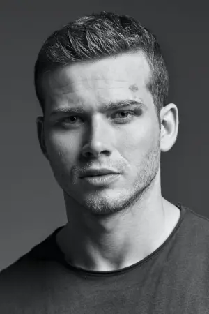 Фото Оливер Старк #42041