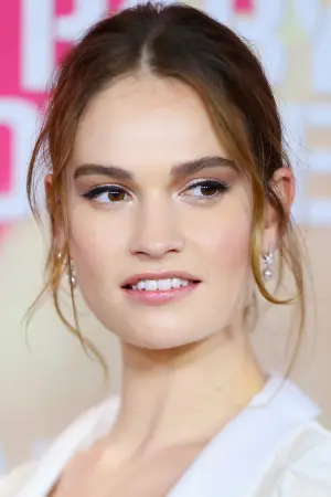 Фото Лили Джеймс (Lily James) #32733