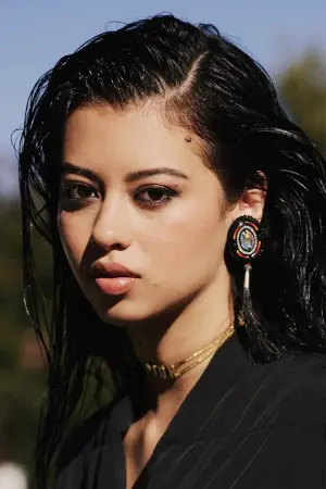 Фото Эмбер Мидтандер (Amber Midthunder) #327624