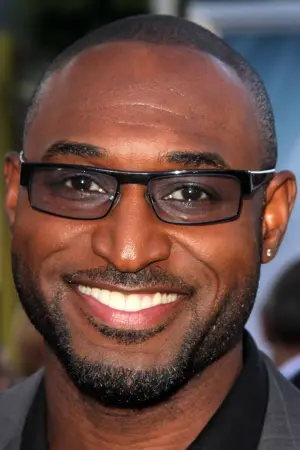 Фото Адриан Холмс #49622