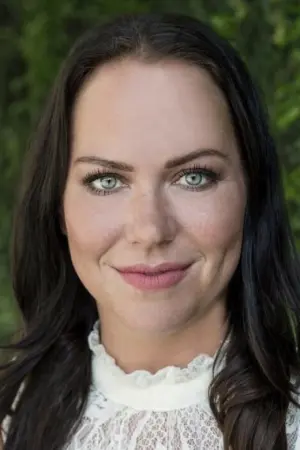 Фото Кэролайн Клементс #16650