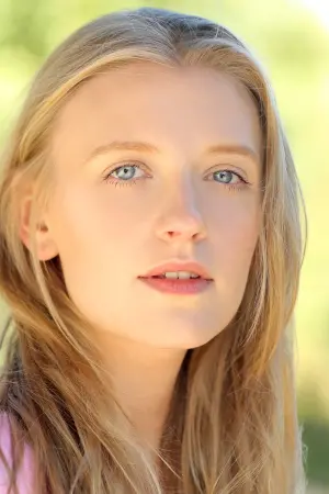 Фото  (Poppy Lee Friar) #159369