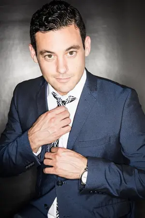 Фото Джесси Дж. Луис #100626