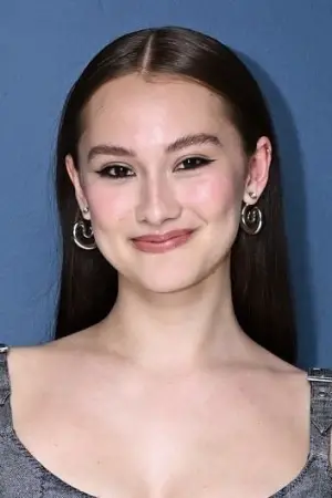 Фото  (Lola Tung) #362012