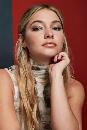 Фото Мэделин Клайн (Madelyn Cline) #12972