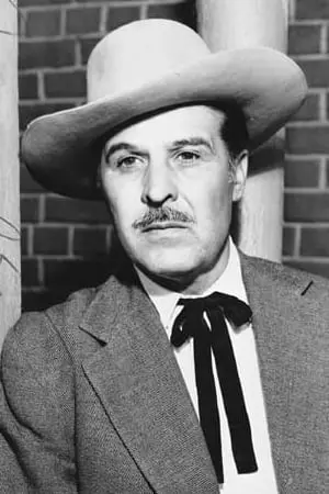 Фото Джордж Дж. Льюис #107223