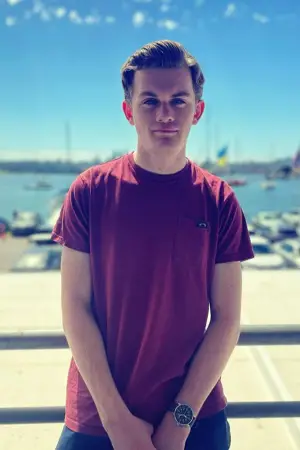 Фото Эллис Джеймс Плант #320284