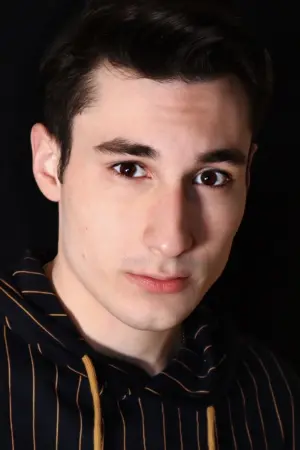 Фото Джоуи Амброзини #254082