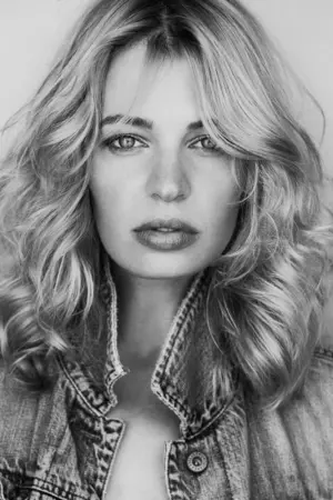 Фото Хлоя Фарнворт #244170