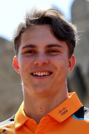 Фото Оскар Пиастри #358324