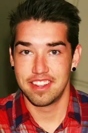 Фото Кортленд Мид #78759