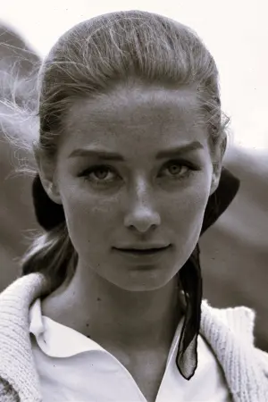 Фото Таня Маллет (Tania Mallet) #145274