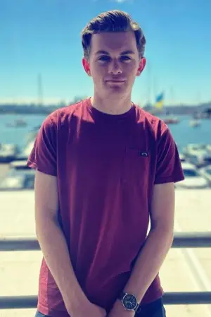 Фото Эллис Джеймс Плант #320285