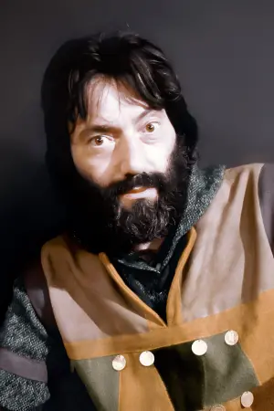 Фото Хьюго Мьятт #305243