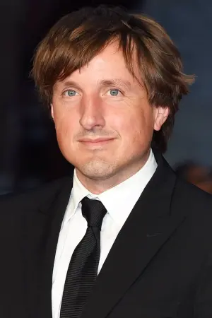 Фото Дэниэл Пембертон #5073