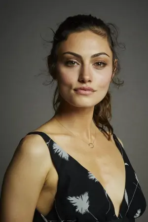 Фото Фиби Тонкин (Phoebe Tonkin) #59288