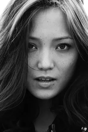 Фото Пом Клементьефф (Pom Klementieff) #3737