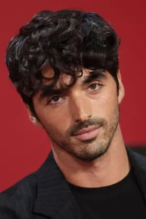 Фото Тейлор Захар Перес (Taylor Zakhar Perez) #25173