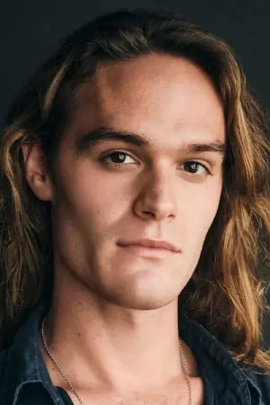 Фото  (Pierce Wallace) #238650