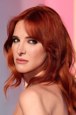 Фото Хари Неф (Hari Nef) #4601