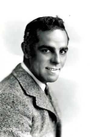 Фото Антонио Морено #104252