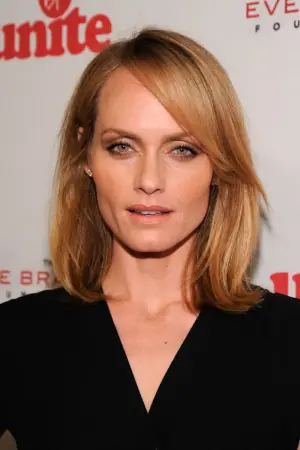 Фото Эмбер Валлетта (Amber Valletta) #51201
