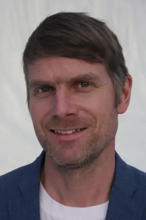 Фото  (Christian Lo) #318365